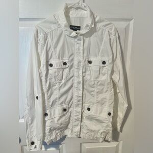 Eddie Bauer Women's Ivory/White Windbreaker Zip and Snap Up Jacket